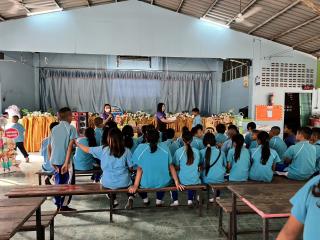 3. ส่งเสริมการอ่านเคลื่อนที่กับรถโมบาย